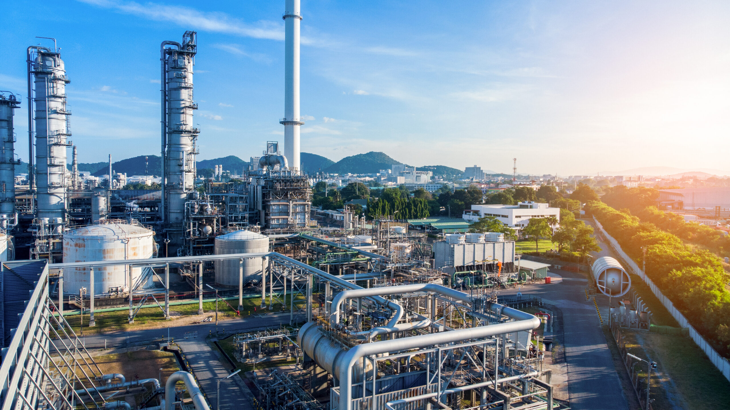 Large industrial refinery complex